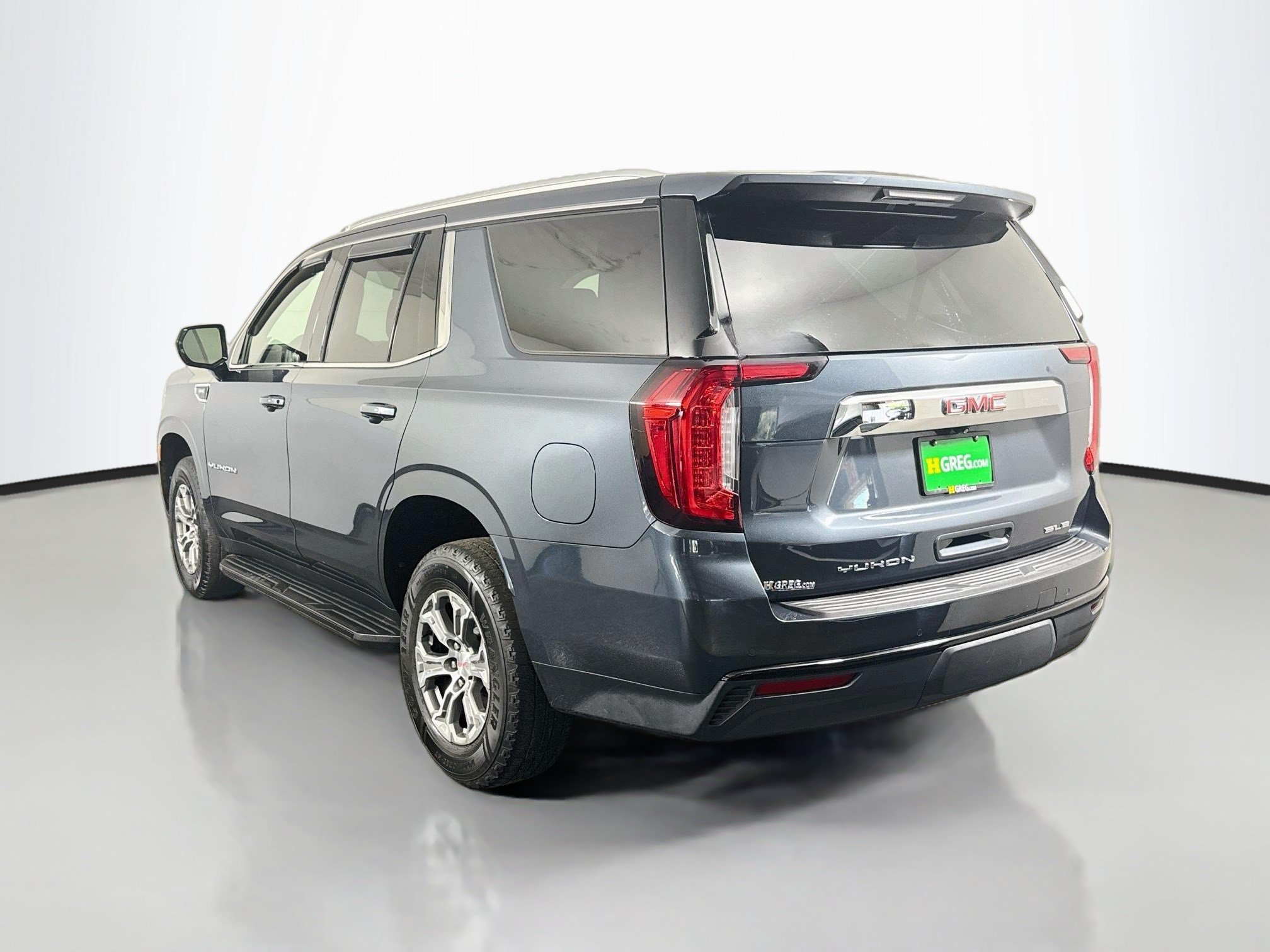 Used 2021 GMC Yukon SLE RWD image 7