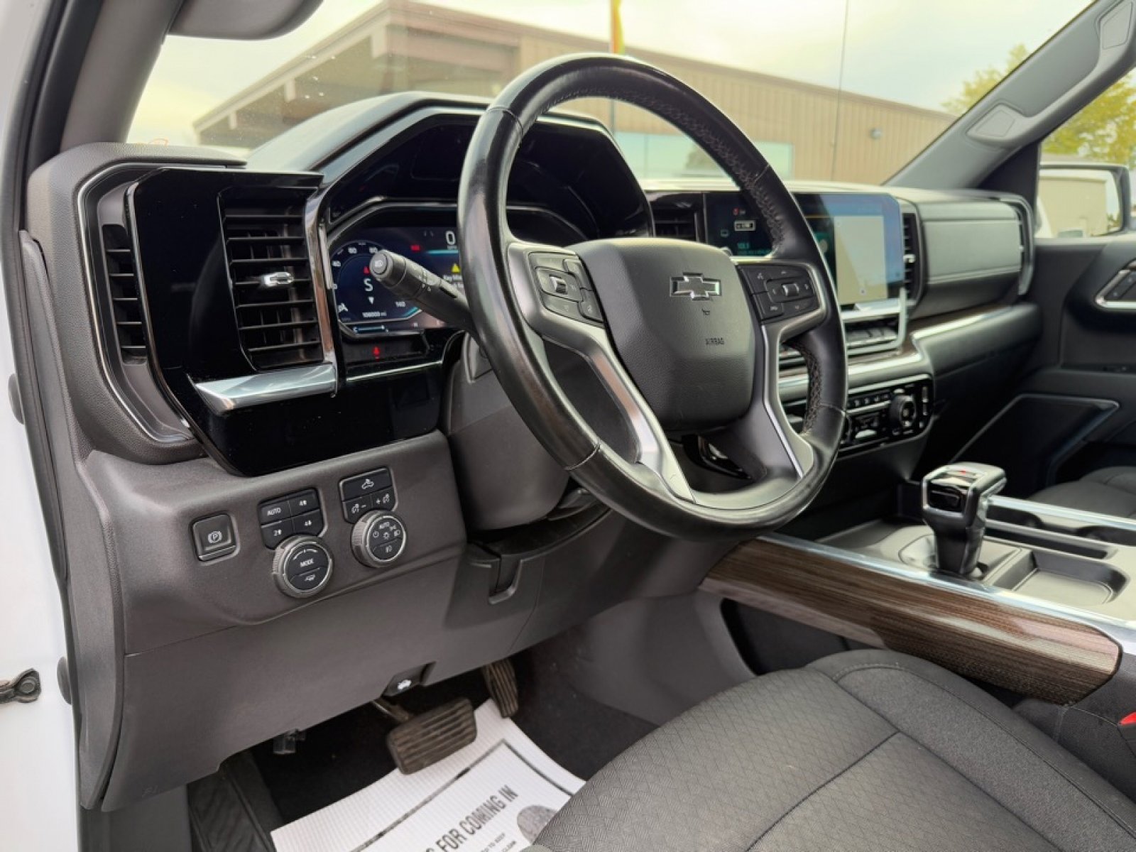 Used 2023 Chevrolet Silverado 1500 LT Trail Boss w/ Protection Package image 13