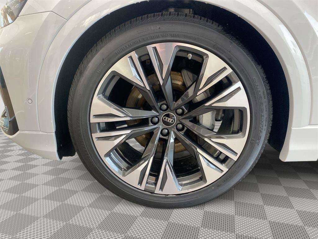 New 2026 Audi Q8 Premium Plus AWD/4WD image 10