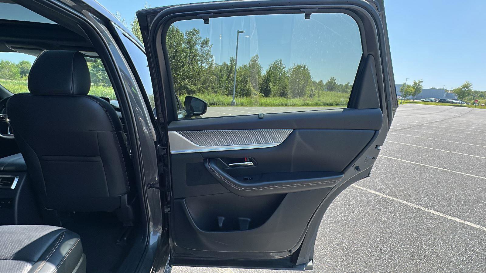 Certified 2024 MAZDA CX-90 Plug-In Hybrid w/ Premium Plus image 21