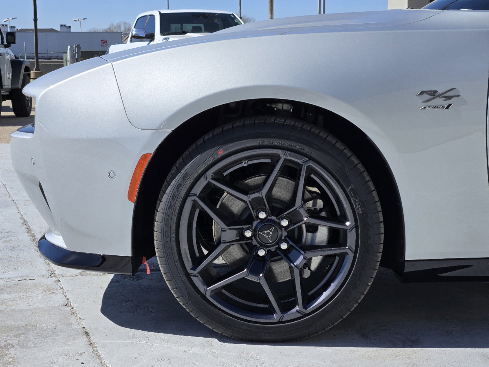 New 2024 Dodge Charger R/T w/ Plus Group image 5