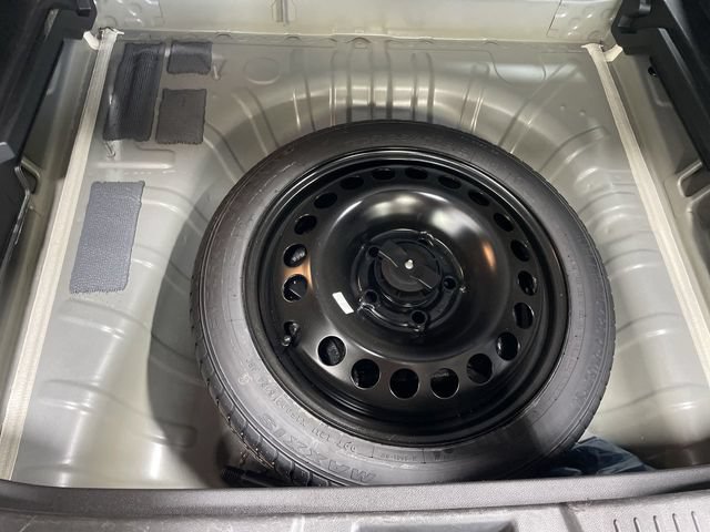 Certified 2025 Chevrolet Trax LT FWD image 26