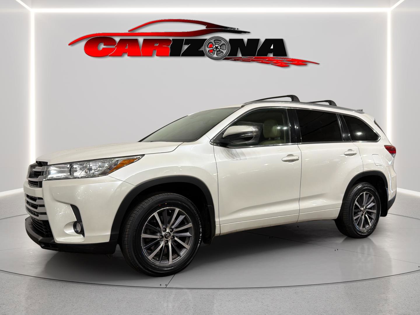 Used 2017 Toyota Highlander XLE AWD/4WD image 12