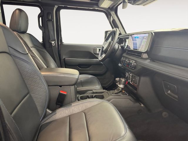 Used 2024 Jeep Wrangler High Altitude image 23