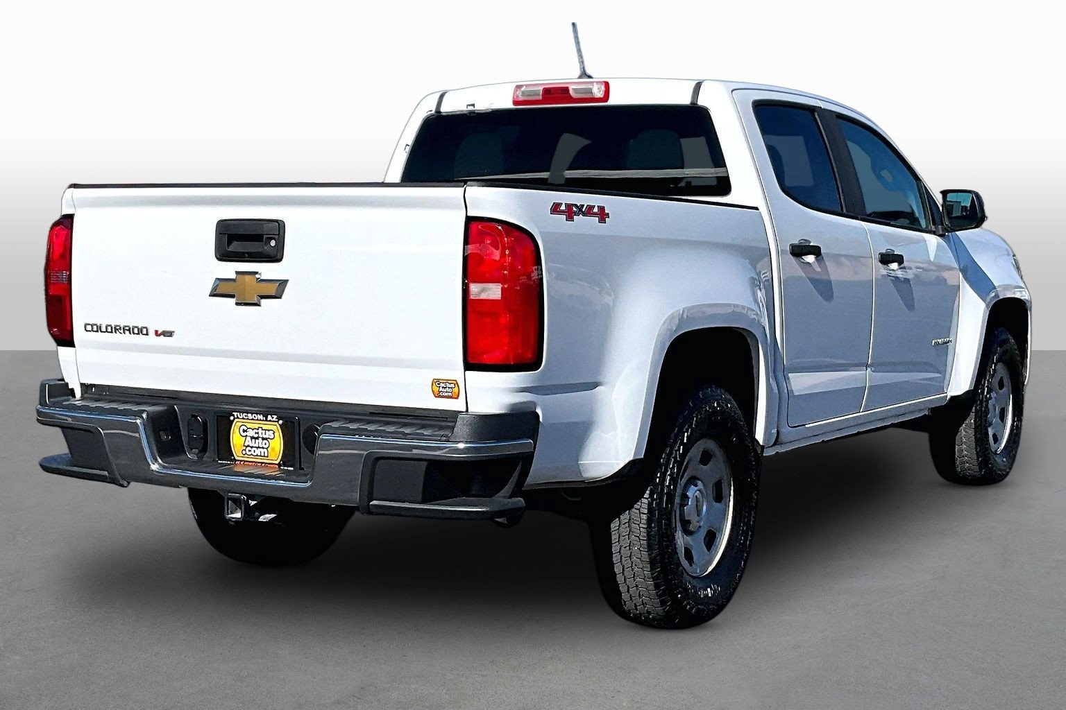 Used 2018 Chevrolet Colorado W/T w/ WT Convenience Package AWD/4WD image 2