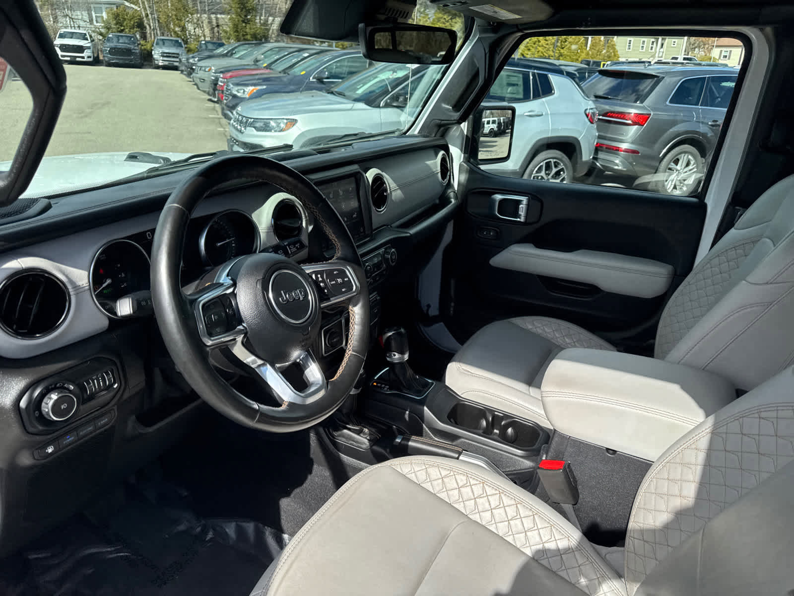 Used 2023 Acura MDX SH-AWD w/ Technology Package image 48