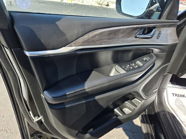 Used 2022 Jeep Grand Cherokee Limited 4xe image 39