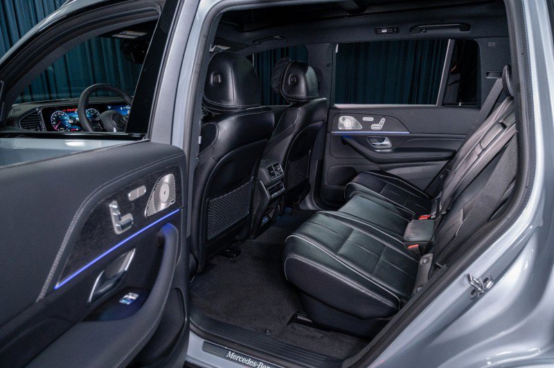 New 2026 Mercedes-Benz GLS 580 4MATIC image 29