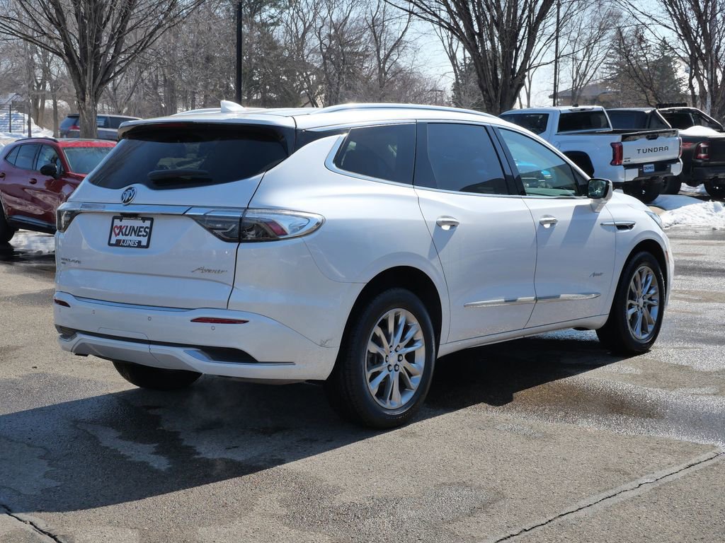 Used 2022 Buick Enclave Avenir w/ Avenir Technology Package AWD/4WD image 10