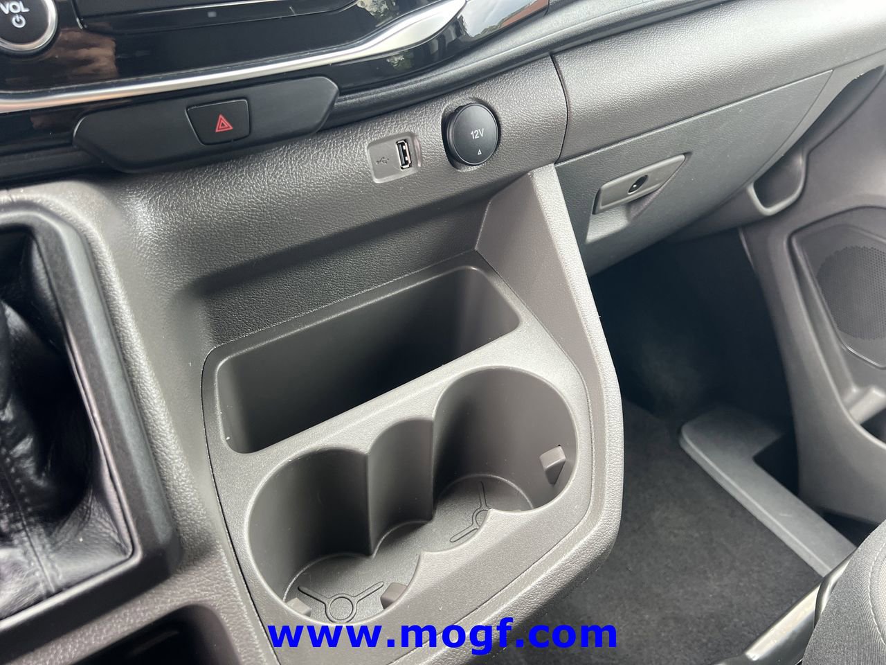 Used 2024 Ford Transit 350 XLT RWD image 10
