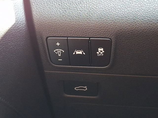 Used 2023 Kia K5 GT-Line image 24