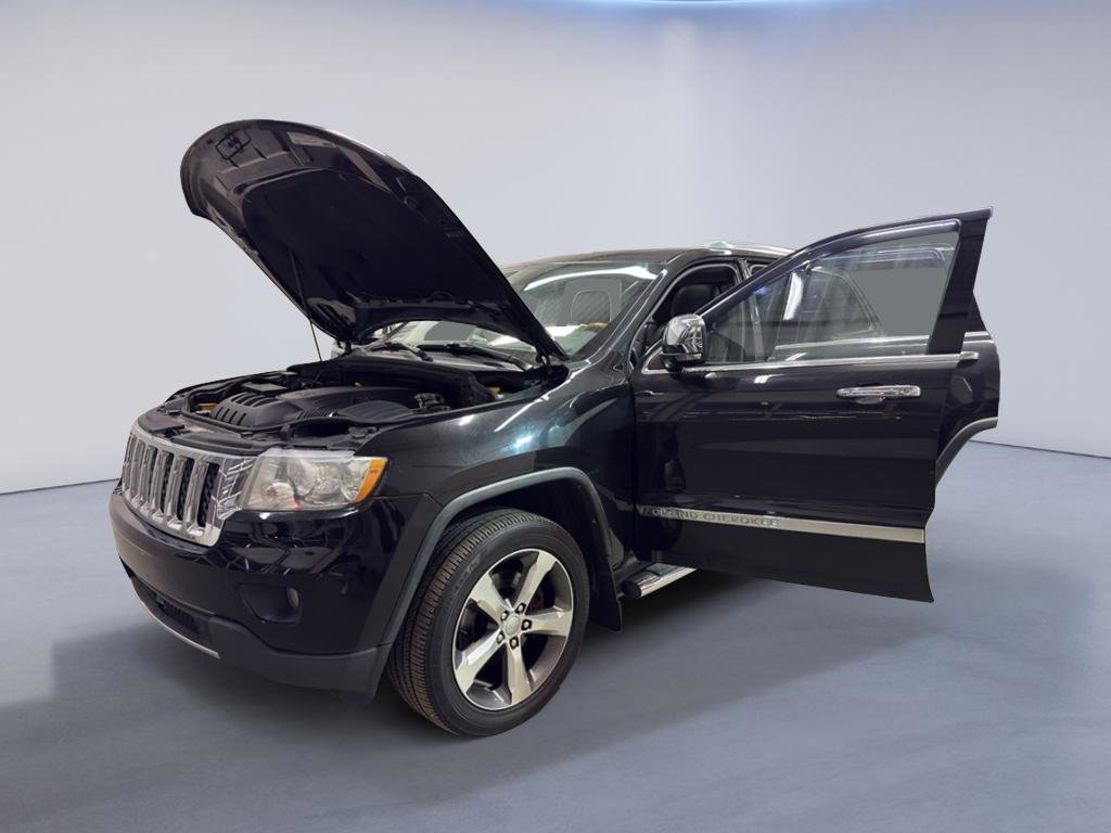 Used 2012 Jeep Grand Cherokee Overland image 9