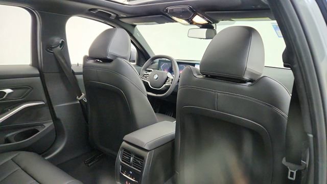 Used 2025 BMW 330i xDrive Sedan image 27