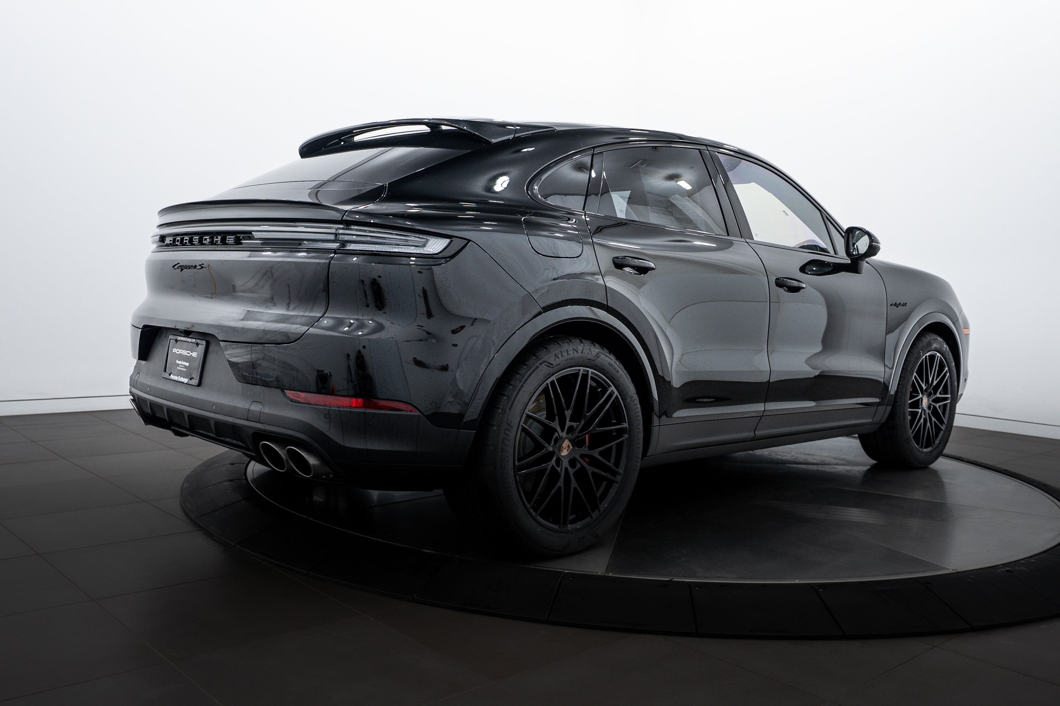 New 2026 Porsche Cayenne S image 7