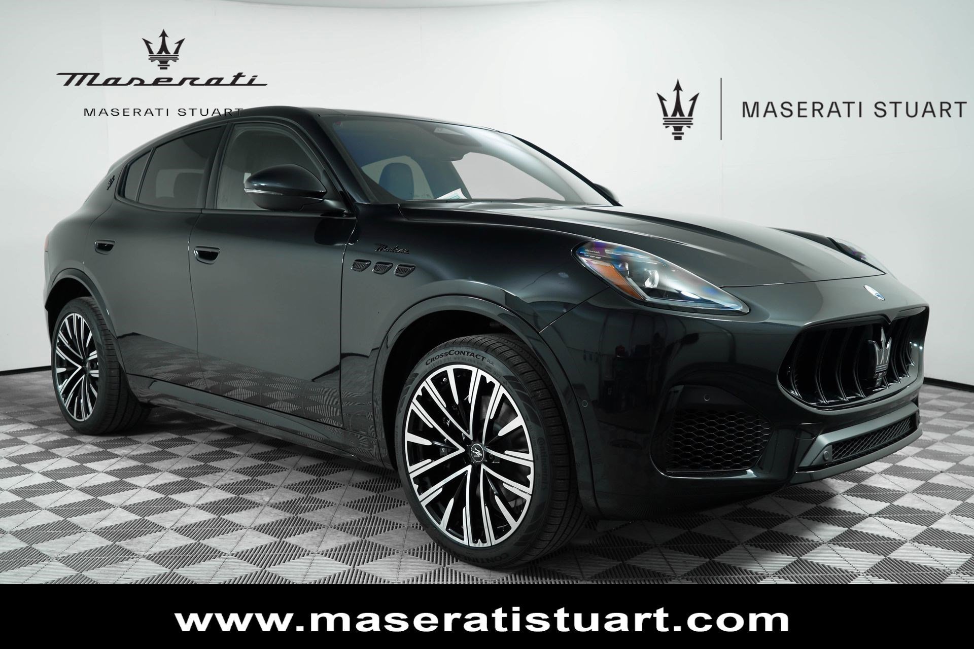 Used 2025 Maserati Grecale Modena AWD/4WD 360° Tour