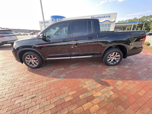 Certified 2021 Honda Ridgeline Black Edition image 29