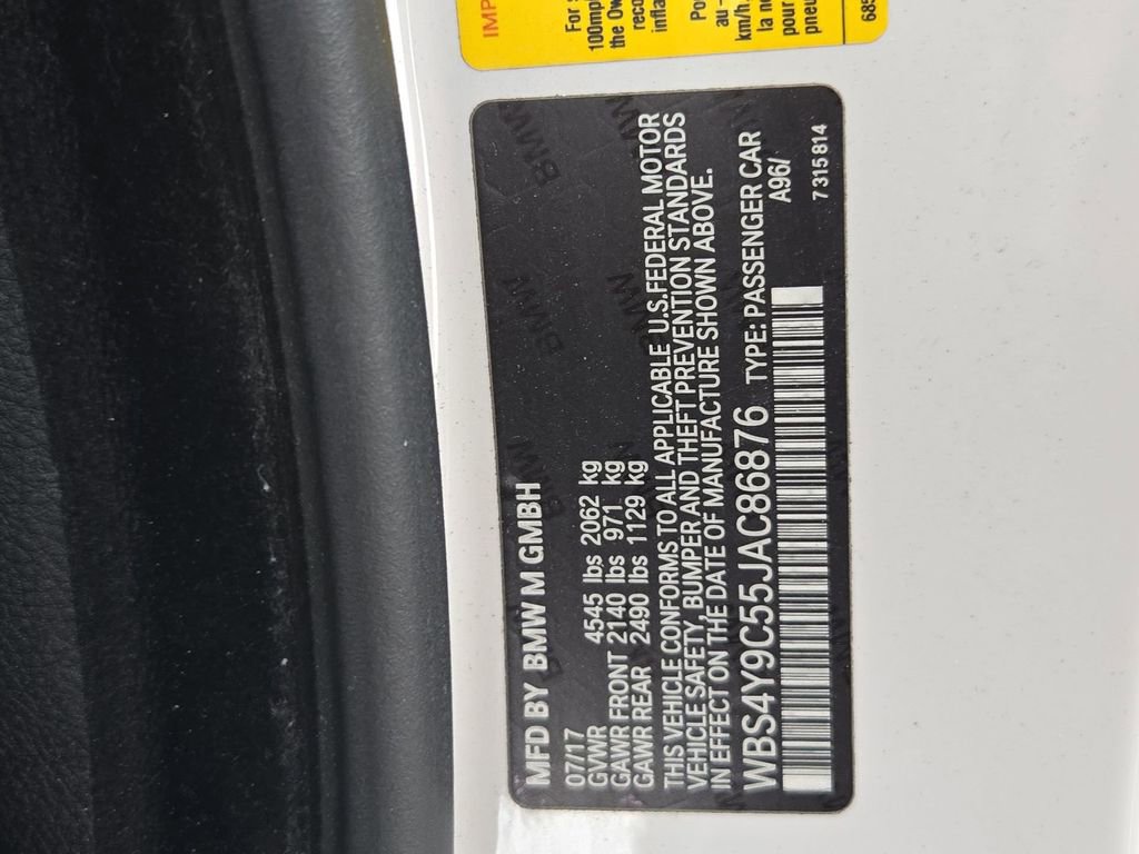 Used 2018 BMW M4 Coupe RWD image 36