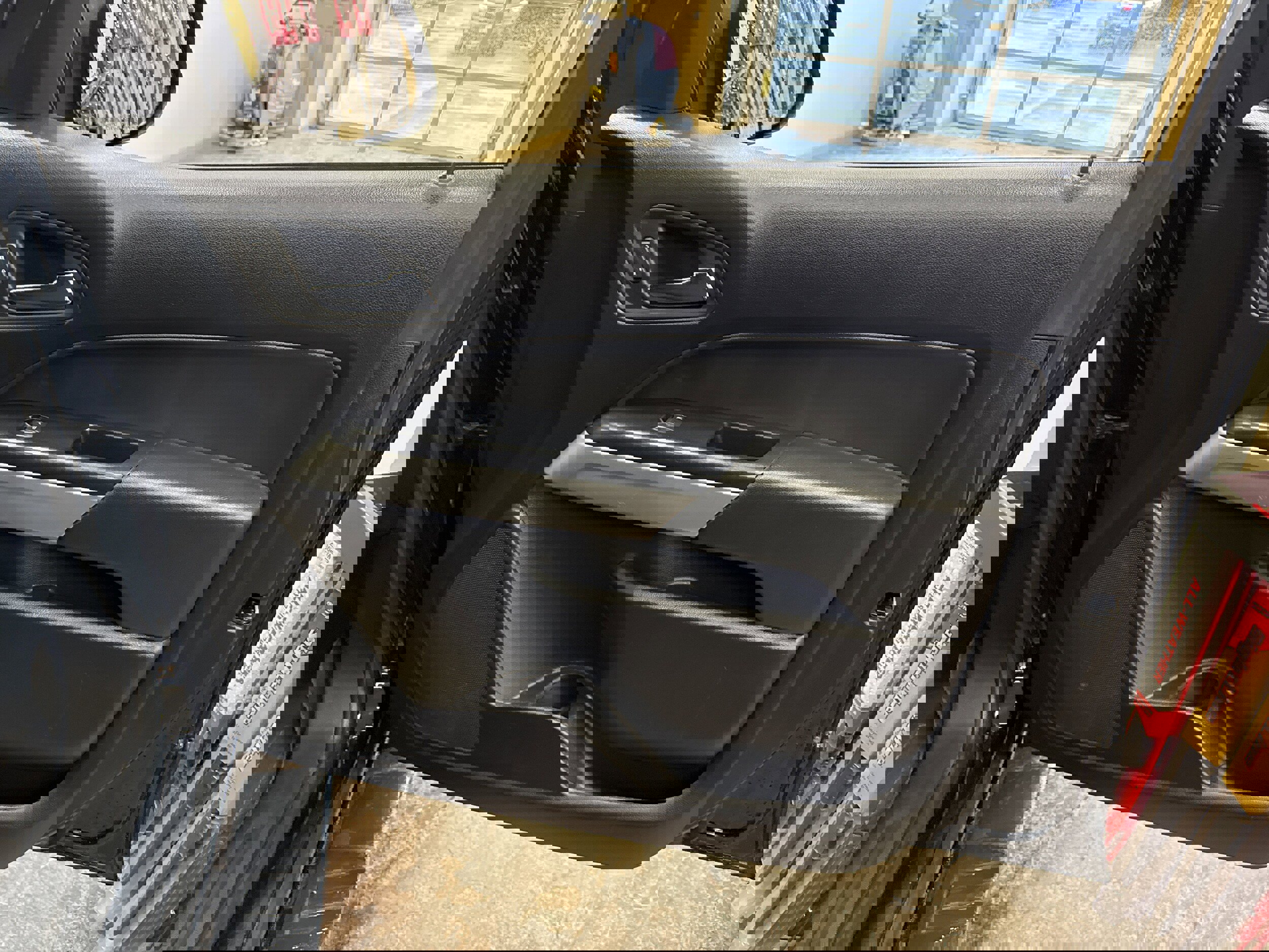 Used 2017 Chevrolet Colorado LT w/ LT Convenience Package AWD/4WD image 14