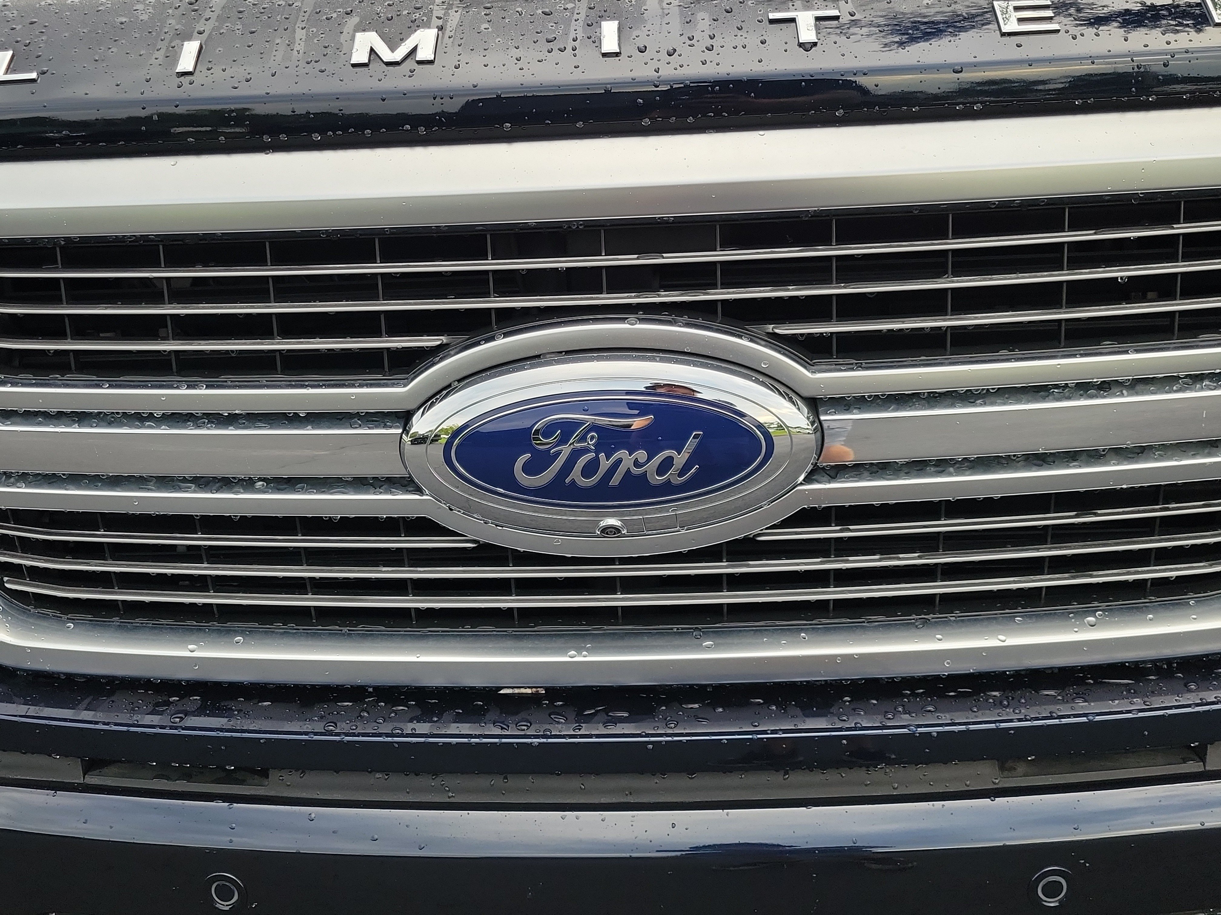 Used 2021 Ford F150 Limited AWD/4WD image 9