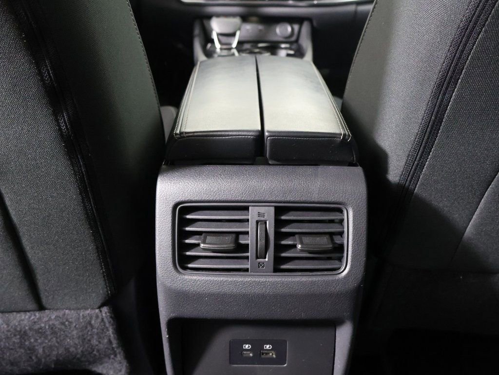 Used 2022 Nissan Rogue SV image 23