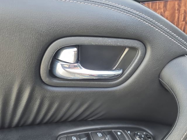 Used 2020 Nissan Armada SL w/ Premium Package image 23