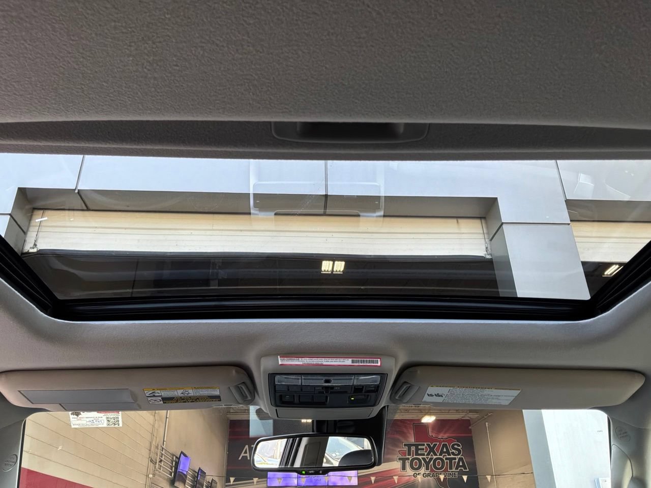Used 2023 Toyota 4Runner SR5 Premium w/ Moonroof Package RWD image 21