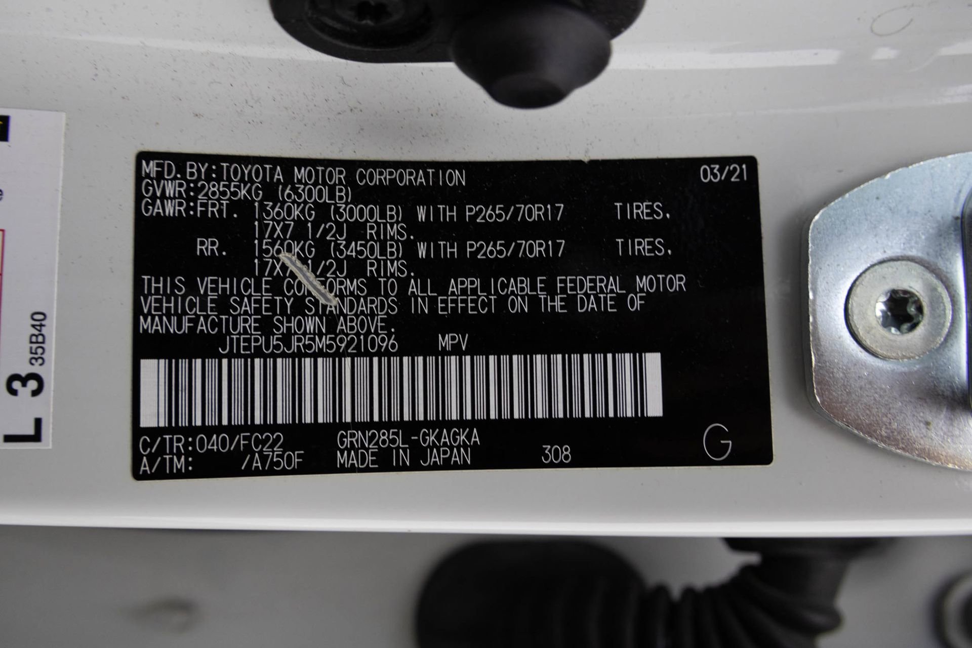 Used 2021 Toyota 4Runner TRD Off-Road AWD/4WD image 51