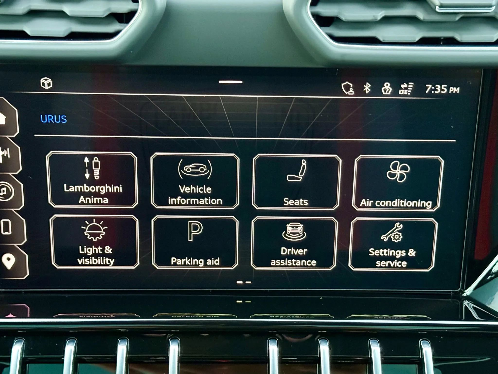 Used 2024 Lamborghini Urus S image 91