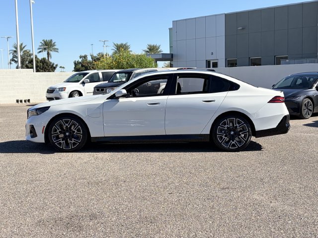 Used 2026 BMW 550e xDrive w/ Executive Package AWD/4WD image 30