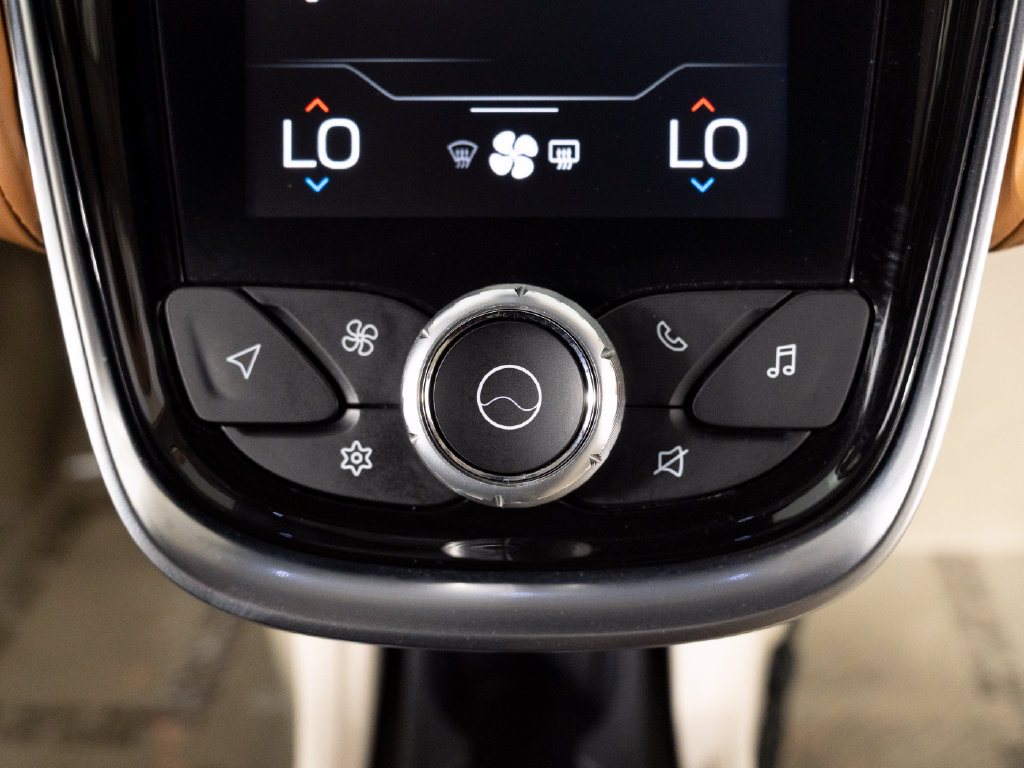 Used 2020 McLaren GT RWD image 21