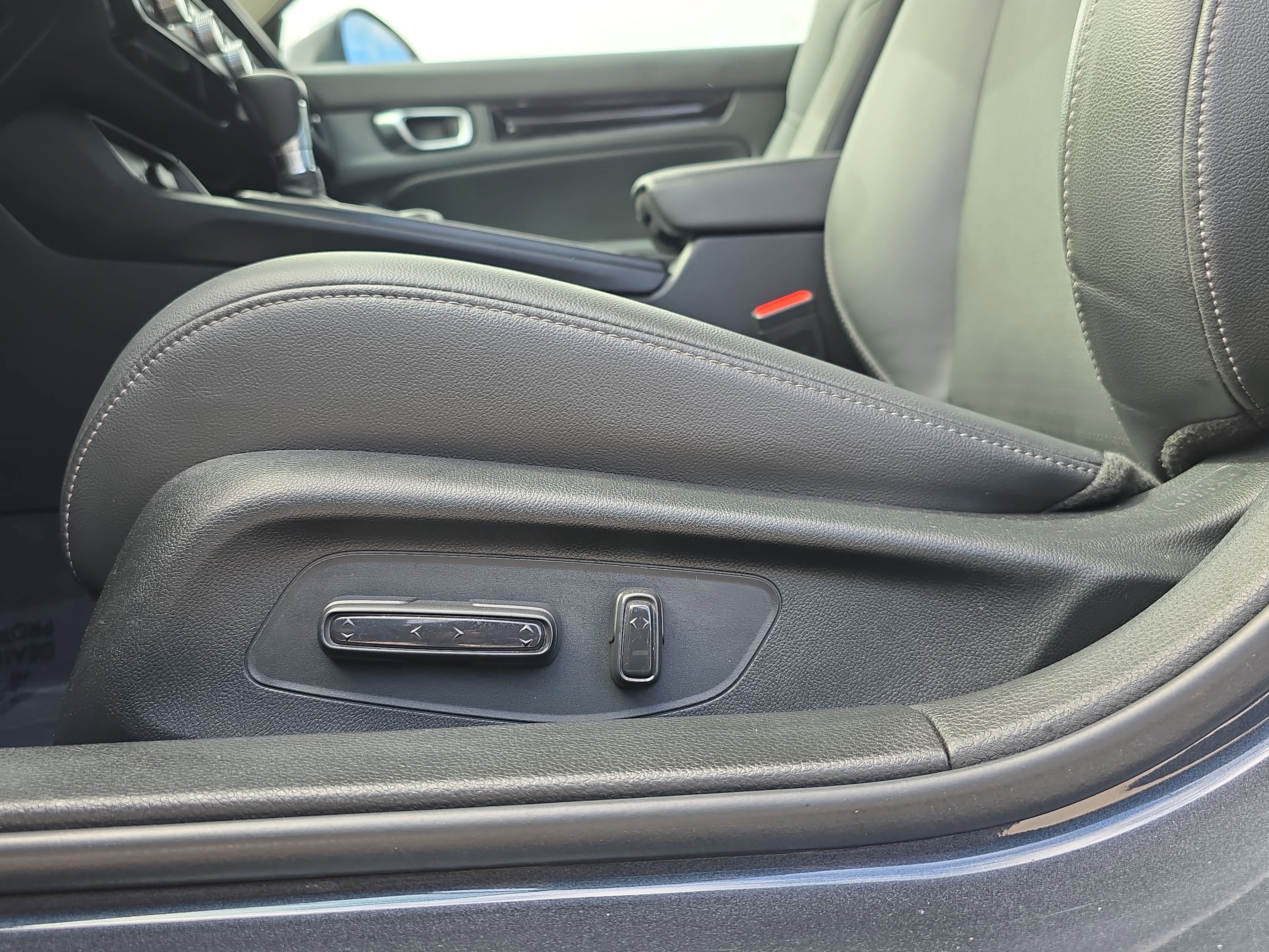 Used 2024 Honda Civic Touring image 29