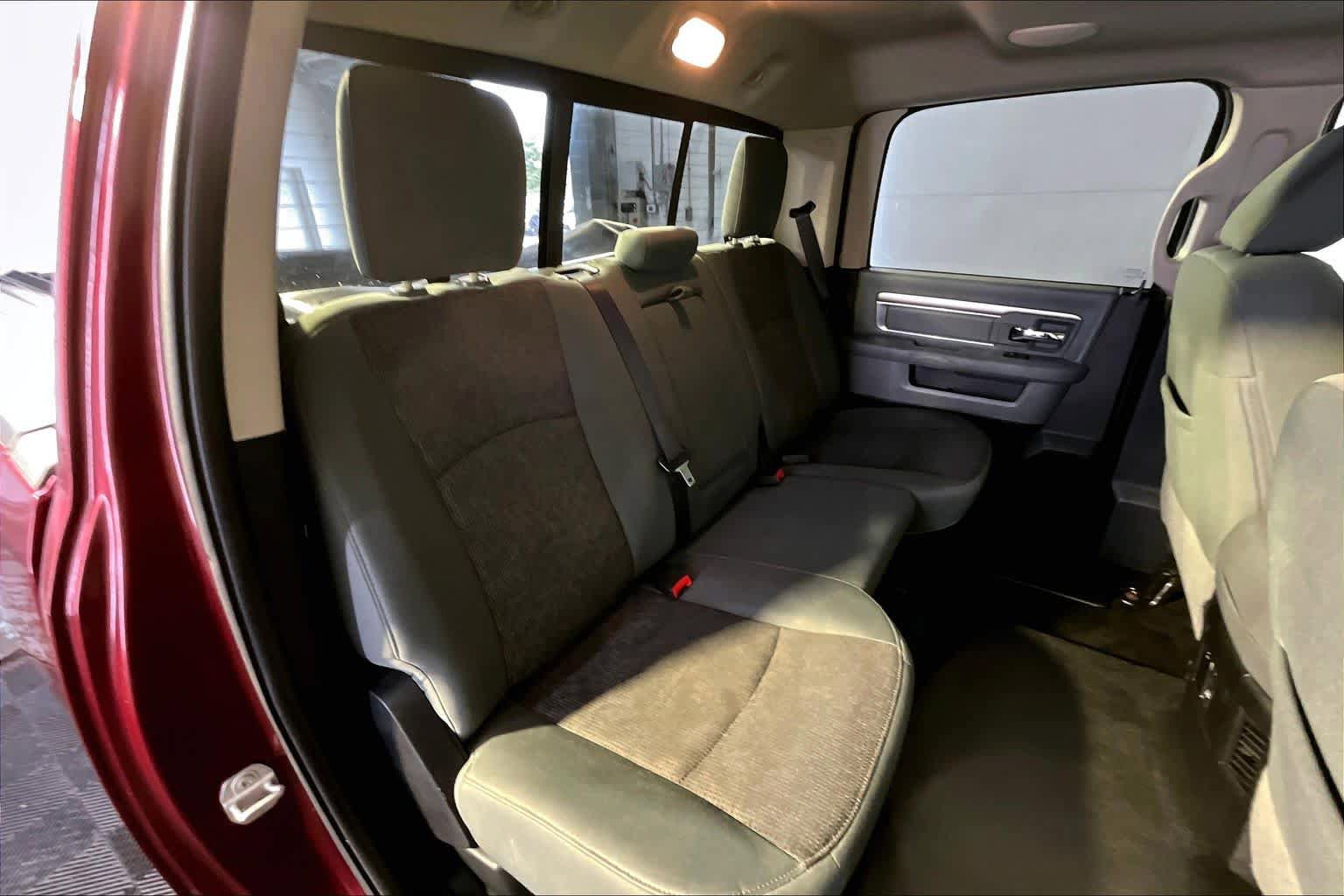 Used 2016 RAM 1500 Big Horn AWD/4WD image 20