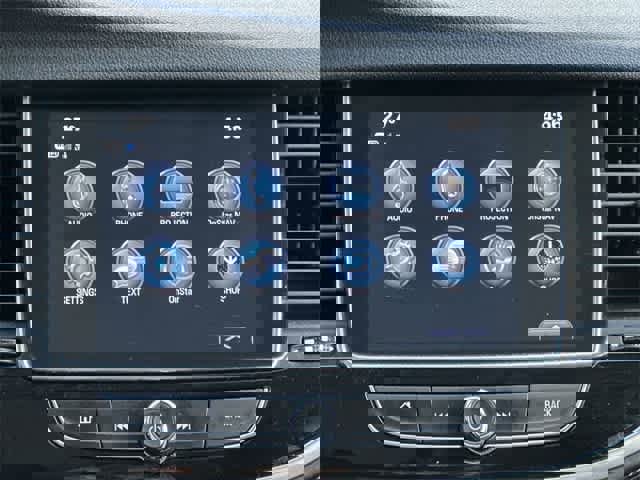 Used 2021 Buick Encore Preferred image 11