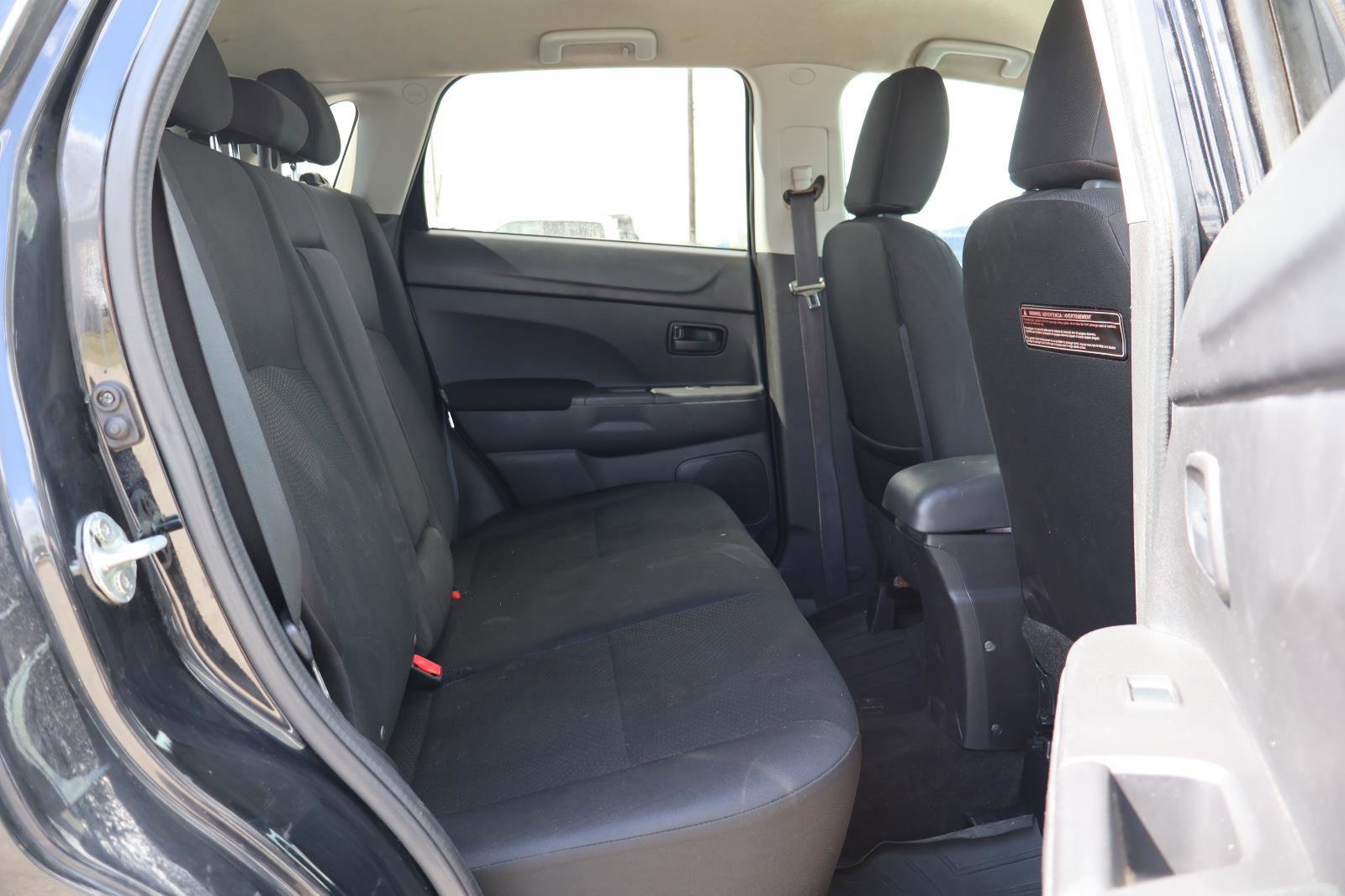 Used 2015 Mitsubishi Outlander Sport ES image 29