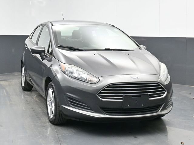 Used 2017 Ford Fiesta SE FWD image 3
