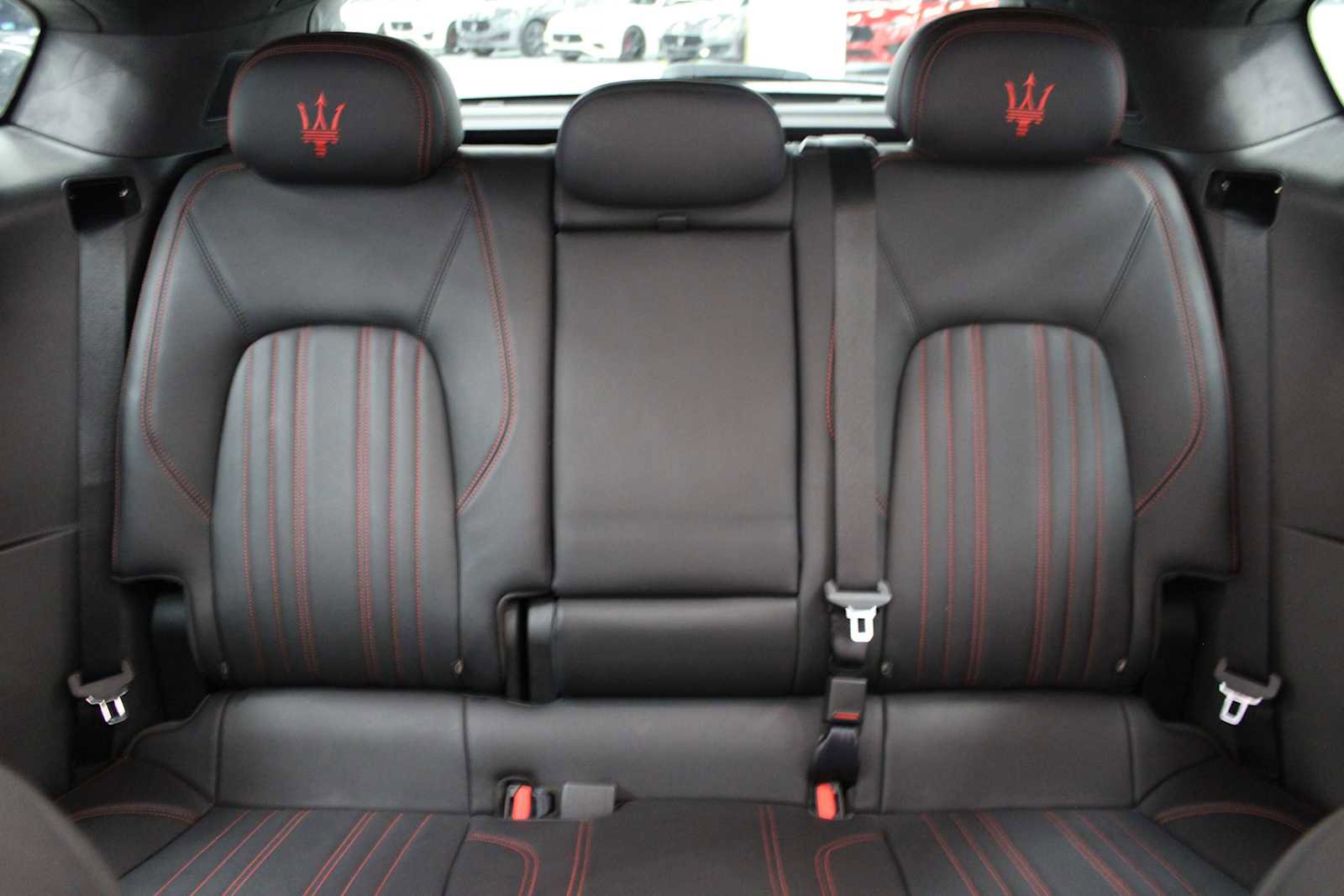 Used 2022 Maserati Levante GT image 40