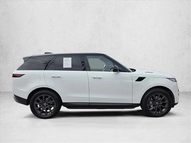 Used 2023 Land Rover Range Rover Sport SE image 4