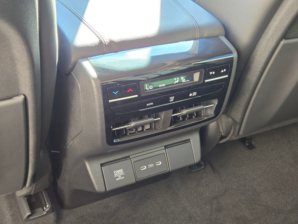 New 2026 Acura MDX SH-AWD image 15