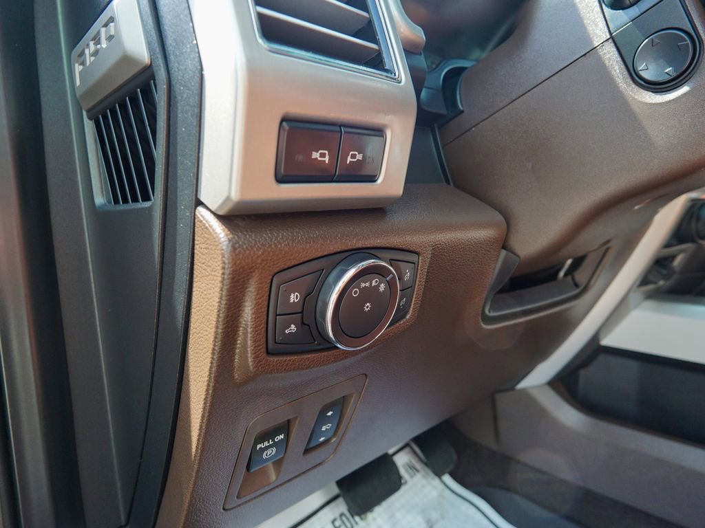 Used 2018 Ford F150 King Ranch w/ Equipment Group 601A Luxury image 23