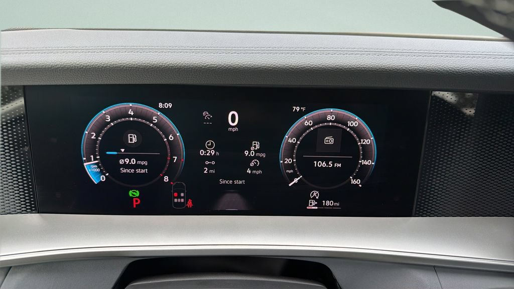 New 2026 Volkswagen Tiguan SE FWD image 29