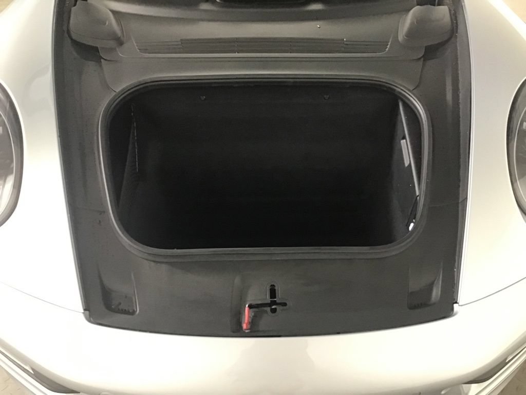 Certified 2022 Porsche 911 Carrera 4S AWD/4WD image 17