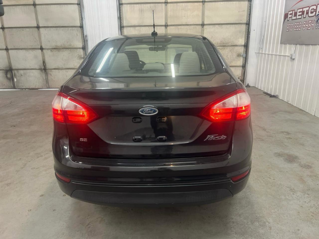 Used 2014 Ford Fiesta SE FWD image 7