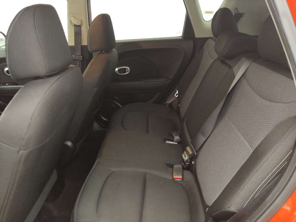 Used 2019 Kia Soul + FWD image 18