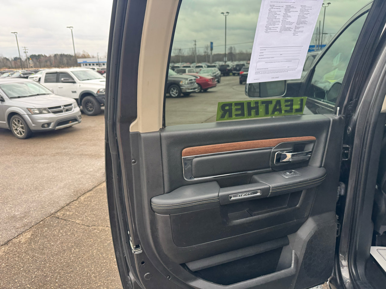 Used 2018 RAM 2500 Laramie image 13