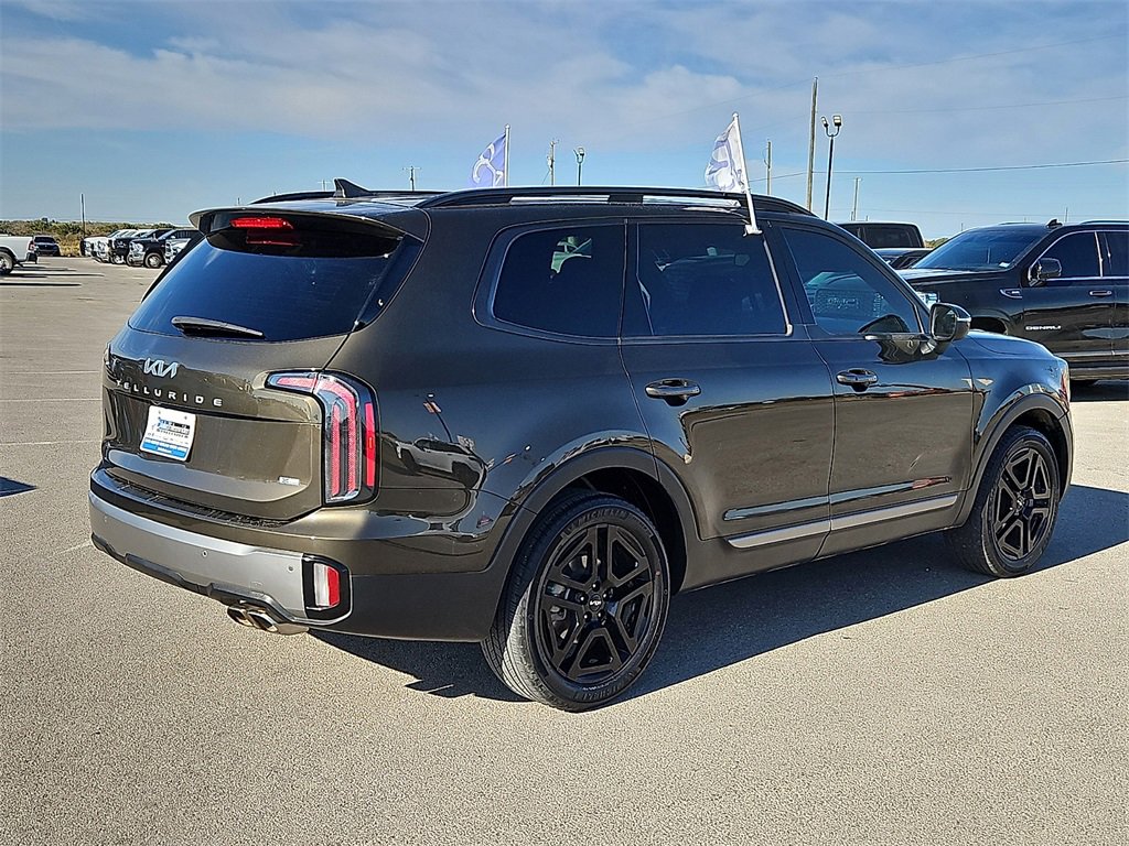 Used 2023 Kia Telluride EX X-Line image 7
