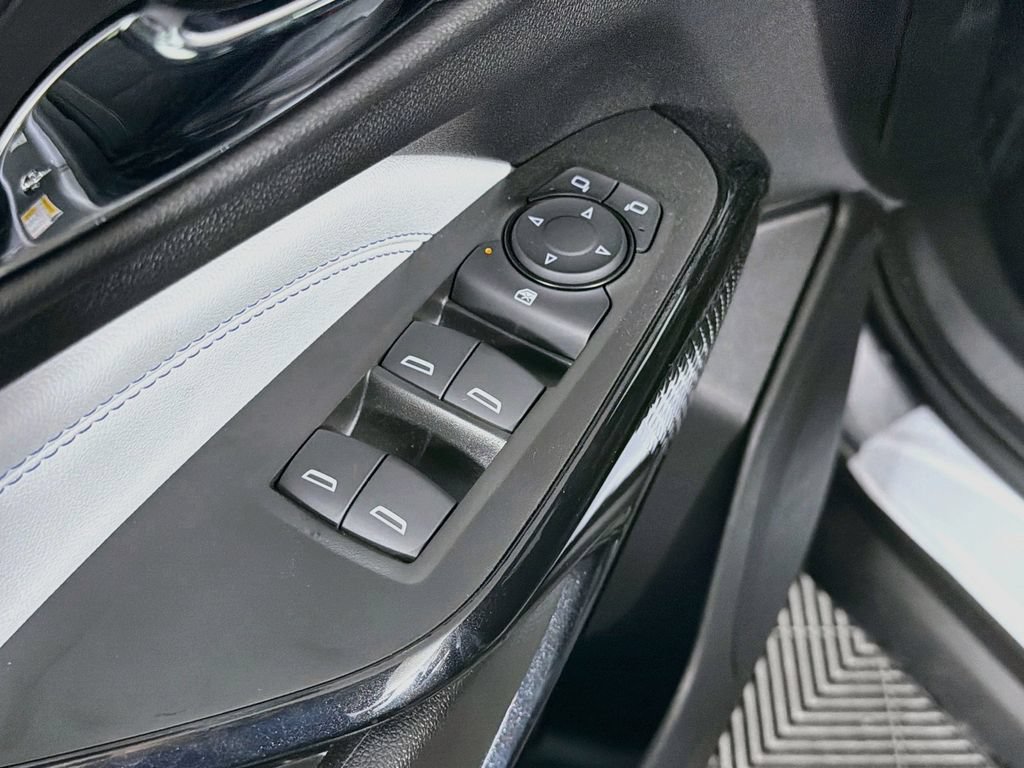 New 2026 Chevrolet Trax LT w/ Driver Confidence Package FWD image 31