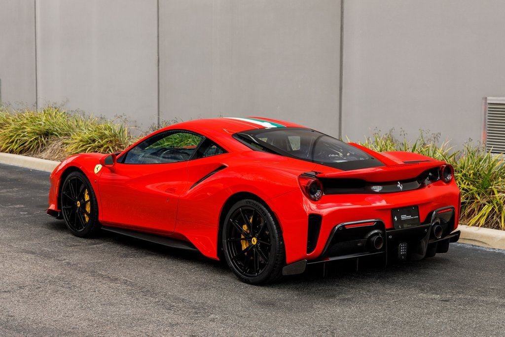 Used 2020 Ferrari 488 Pista Coupe image 3