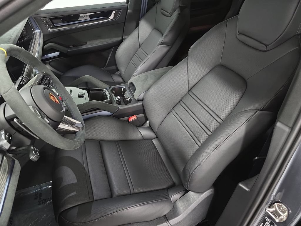 New 2026 Porsche Cayenne Turbo GT AWD/4WD image 5