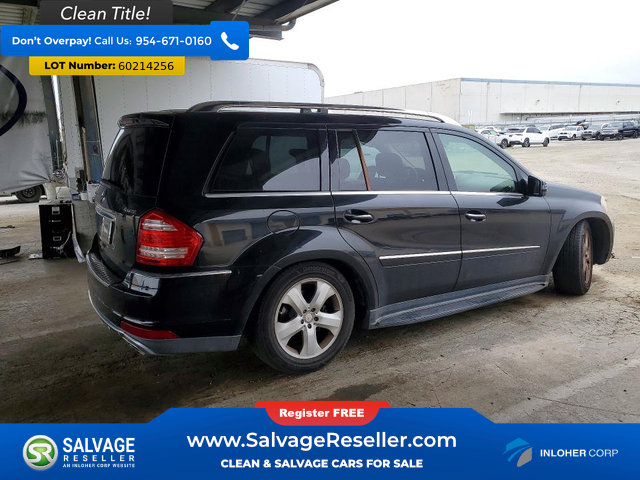 Used 2011 Mercedes-Benz GL 450 4MATIC image 4