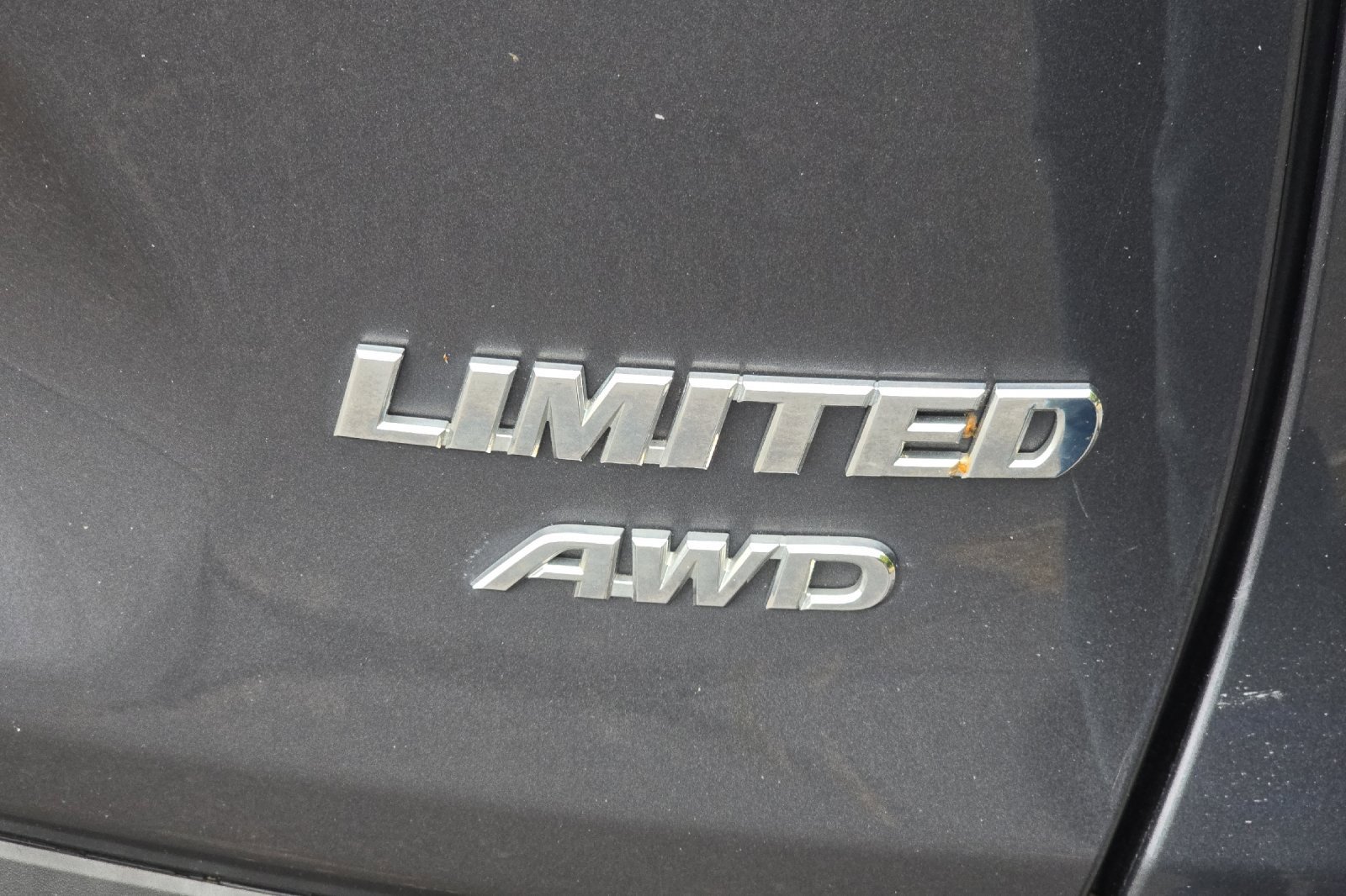 Used 2019 Toyota RAV4 Limited image 27